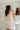 Que mettre sous une robe transparente ? Un fond de robe