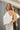 Trouver son style vestimentaire femme : look simple et féminin